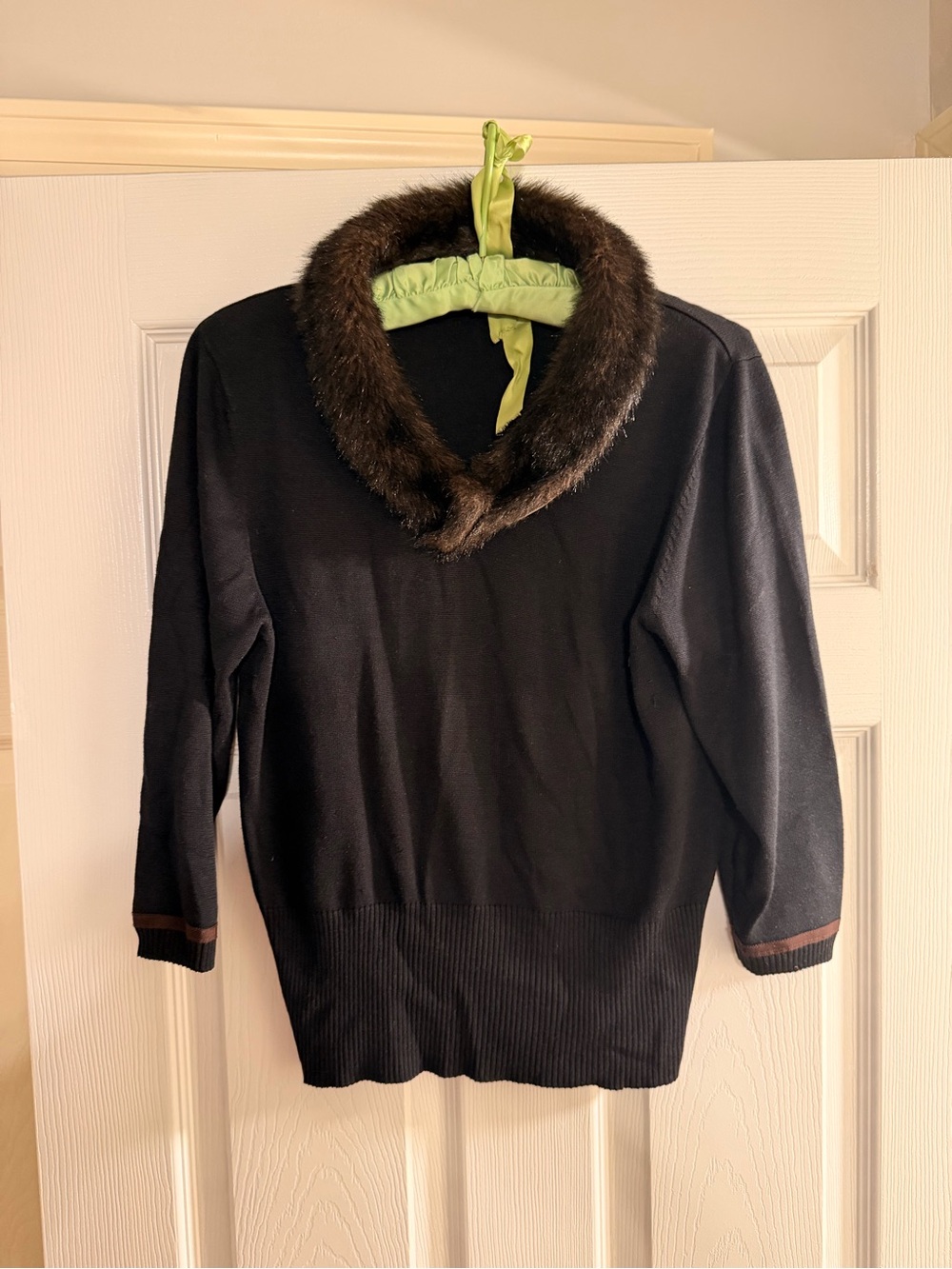 Vintage Bentley Arbuckle Faux Fur Collar Silk Sweater